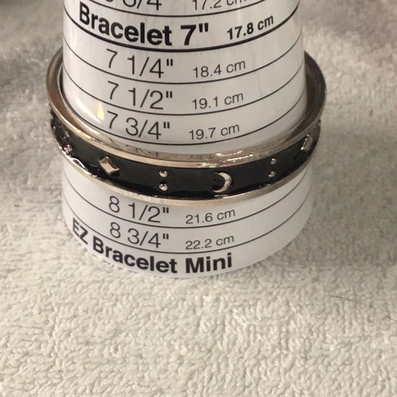 #48 Bracelet 8 inches - Picture 2 of 3